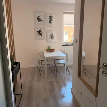 Apartamento Marina Old Town Center, Close To The River And The Old Town *